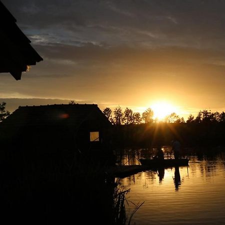 Tuettoes Vendeghaz Bed & Breakfast Hedrehely Luaran gambar